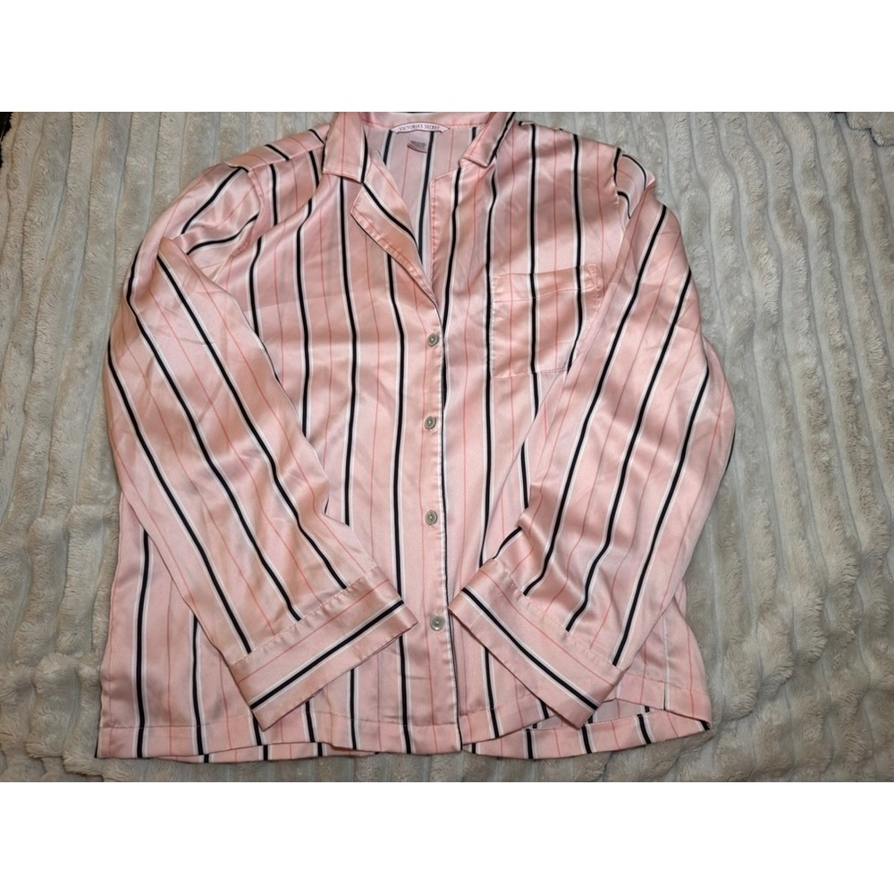 Victoria's Secret pajama top